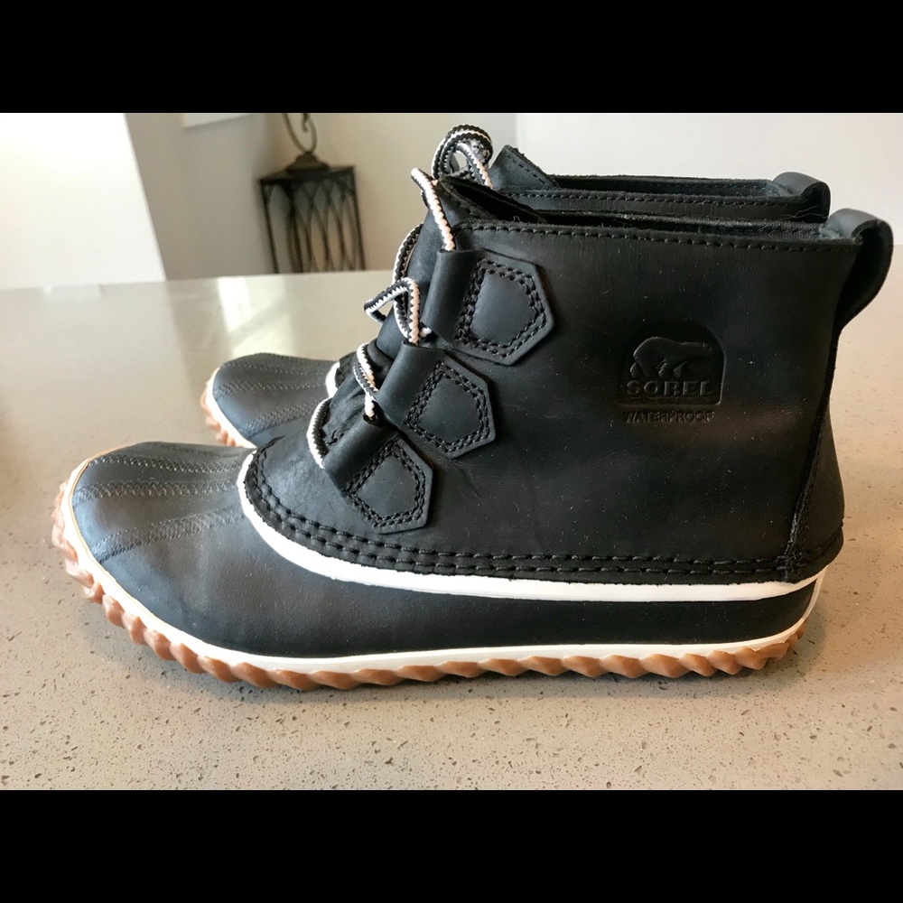 Sorel Out N About Black/White Waterproof Rain Boot